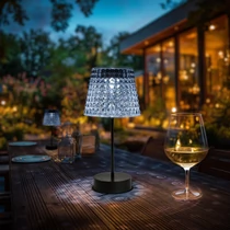 Szolár asztali lámpa - hidegfehér LED - műanyag - 26 x 12 cm