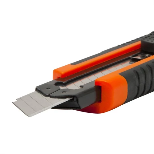 Univerzális kés automatikus utántöltés 6 db 18 mm-es törhető pengével