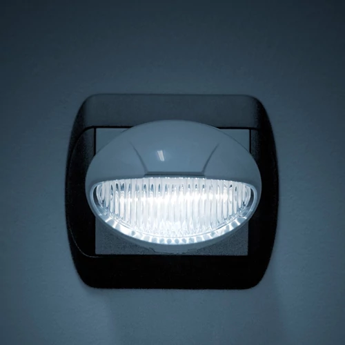 LED-es irányfény fényérzékelővel, kapcsolóval